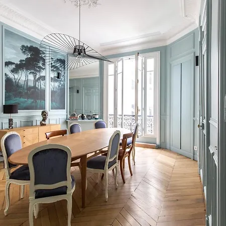 Veeve - Elegant And Spacious In The 8th Διαμέρισμα *