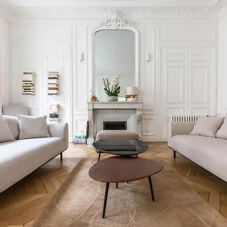 Veeve - Elegant And Spacious In The 8th Διαμέρισμα Παρίσι