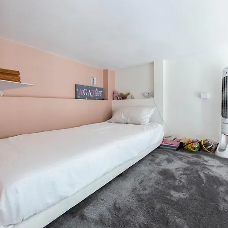 Veeve - Elegant And Spacious In The 8th Διαμέρισμα *