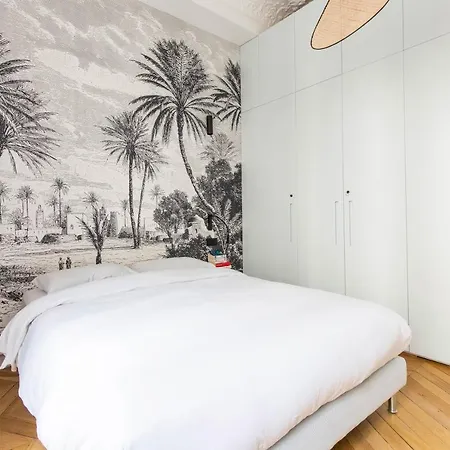Veeve - Elegant And Spacious In The 8th Διαμέρισμα